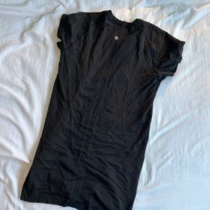 Lululemon swiftly tech short sleeve